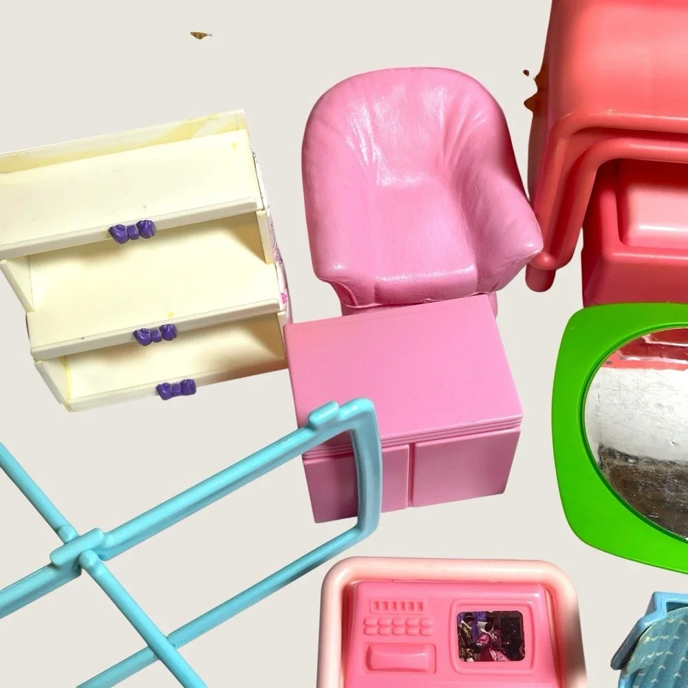 BIG‎  Lot of Vintage Barbie Dream House Furniture 70's & 80's Vanity Desk Tables